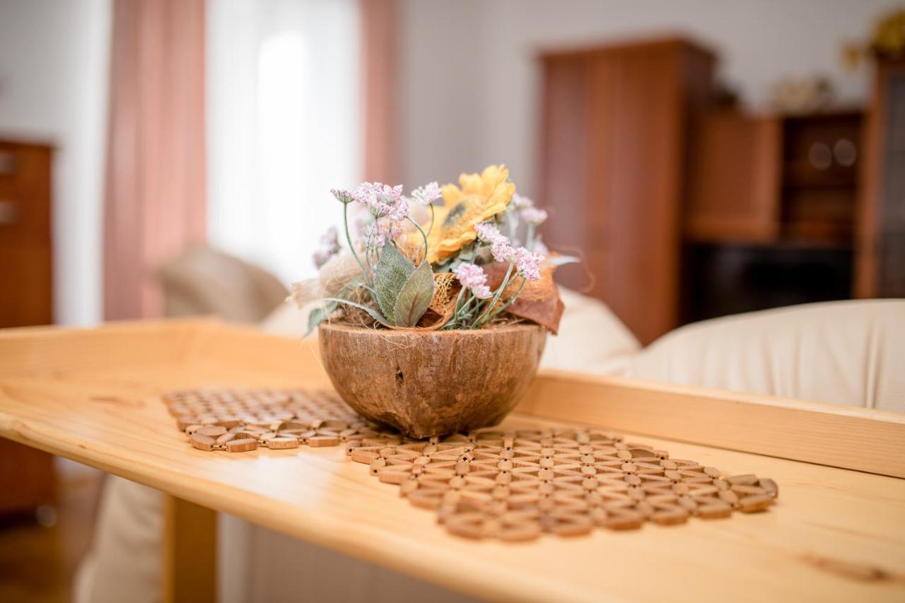 Apartments Scerbe 3103 Mundanije Екстериор снимка