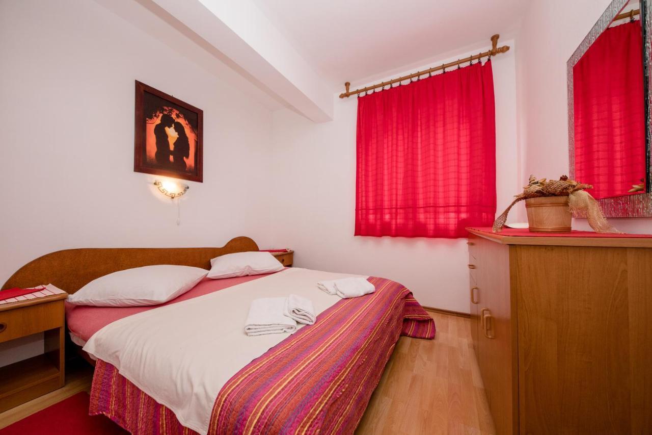Apartments Scerbe 3103 Mundanije Екстериор снимка