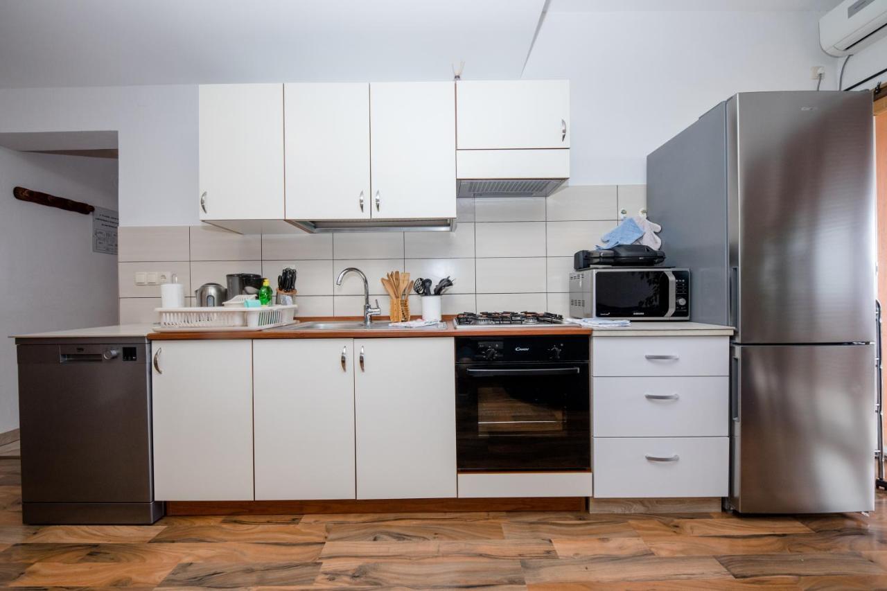 Apartments Scerbe 3103 Mundanije Екстериор снимка