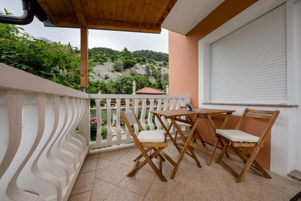 Apartments Scerbe 3103 Mundanije Екстериор снимка