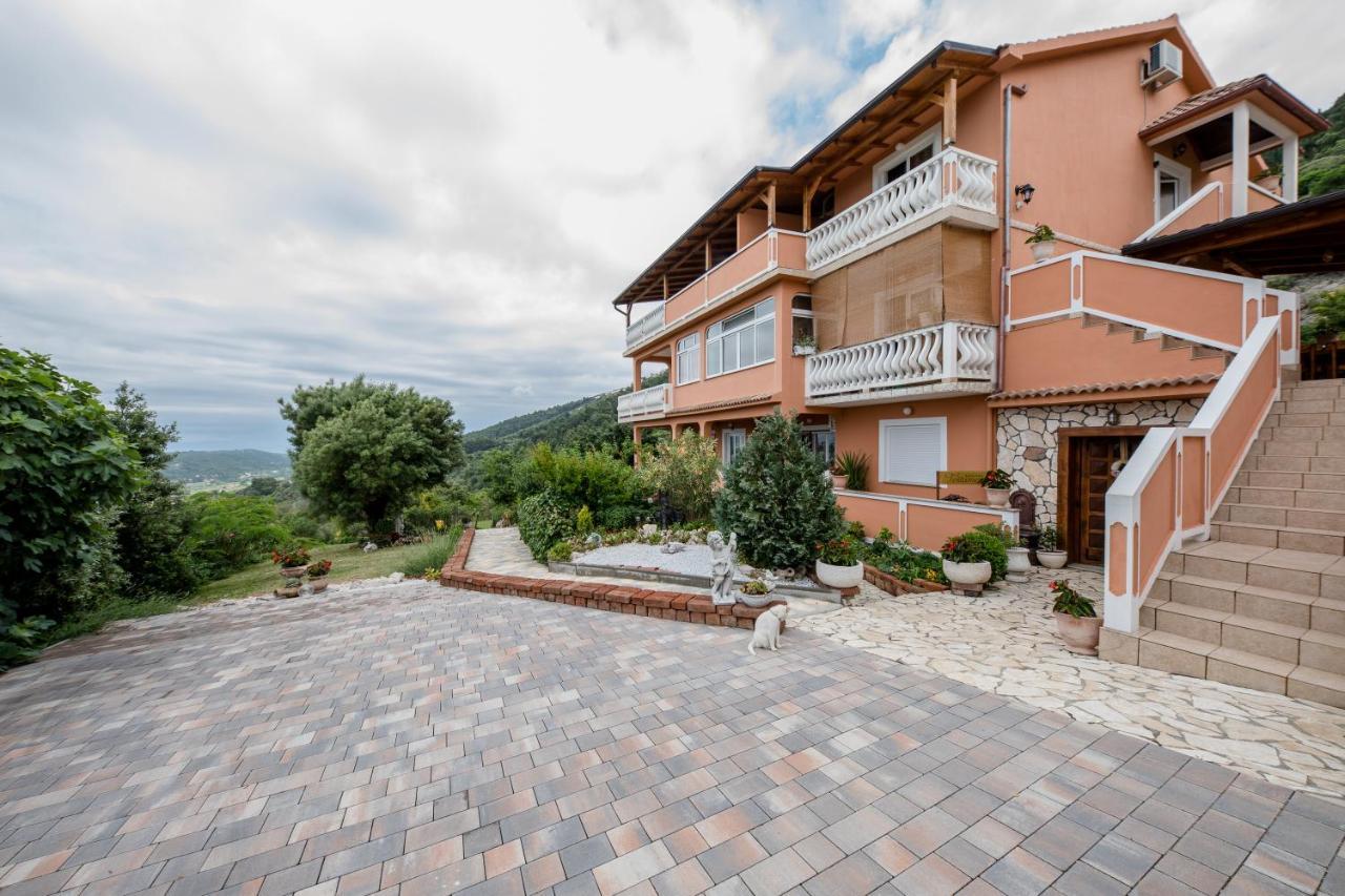 Apartments Scerbe 3103 Mundanije Екстериор снимка