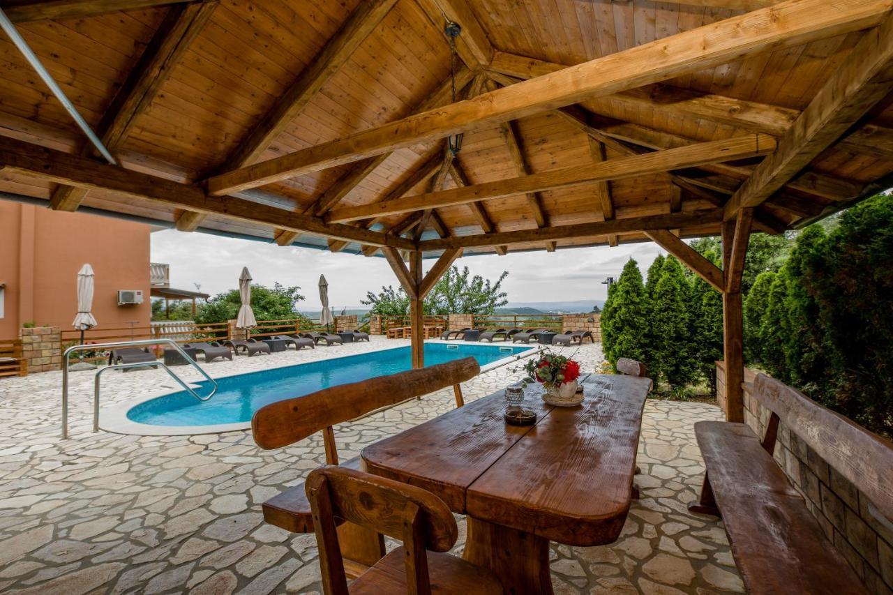 Apartments Scerbe 3103 Mundanije Екстериор снимка
